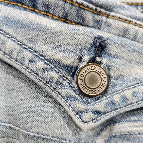 American Eagle WOMENS SIZE 2 Artist Crop Jeans Blue Low Rise Denim Distressed - Picture 10 of 16
